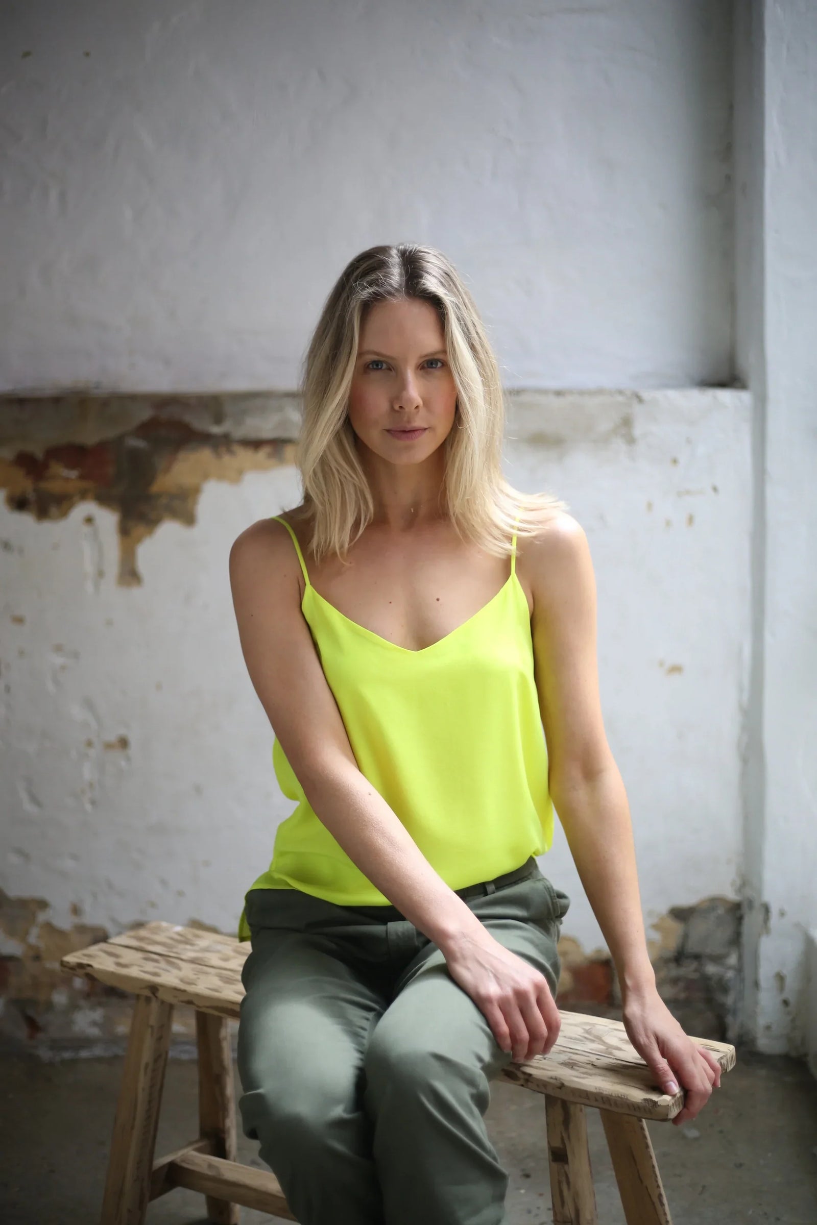 Alessandra Cami - Neon Yellow