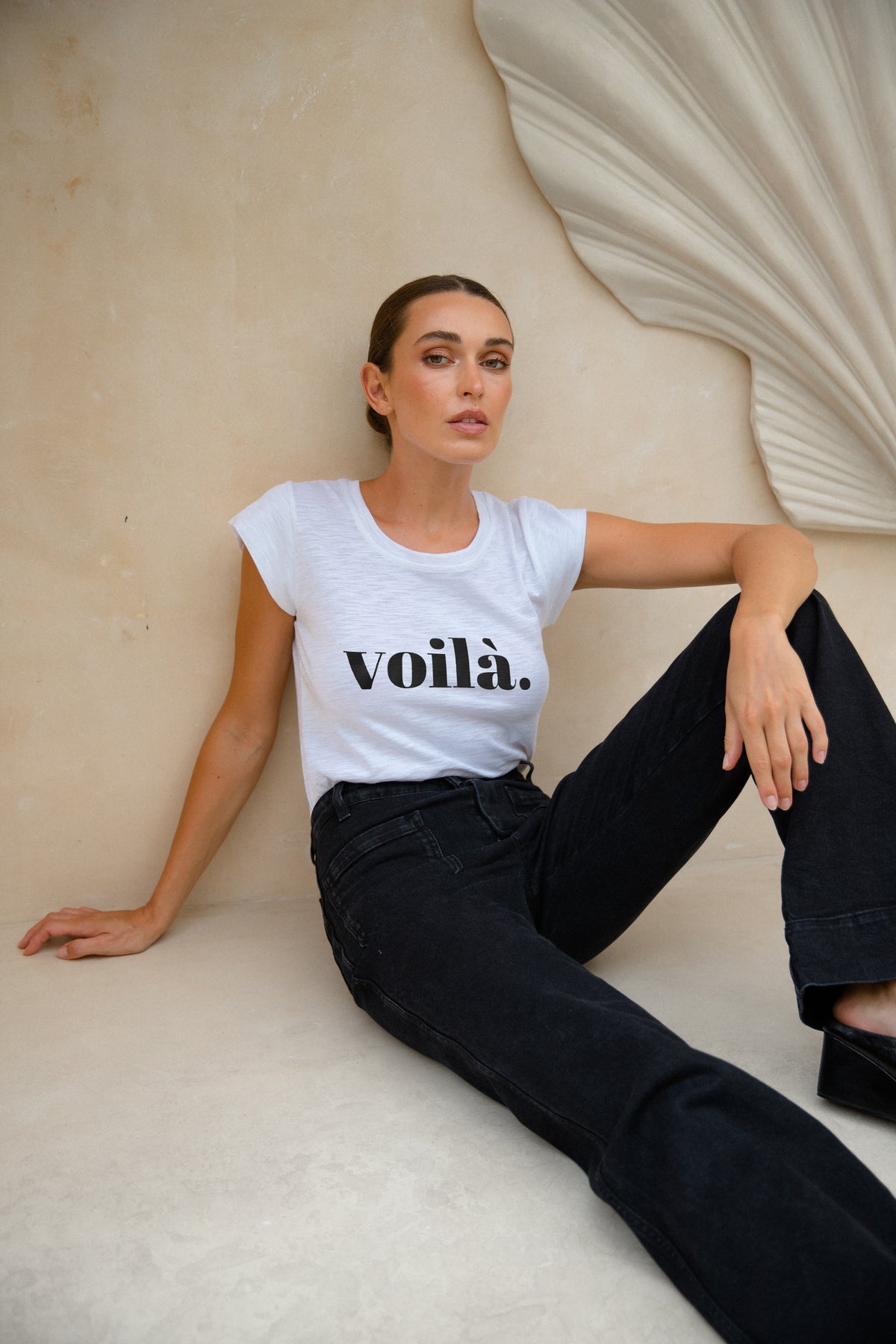 Voila Tee